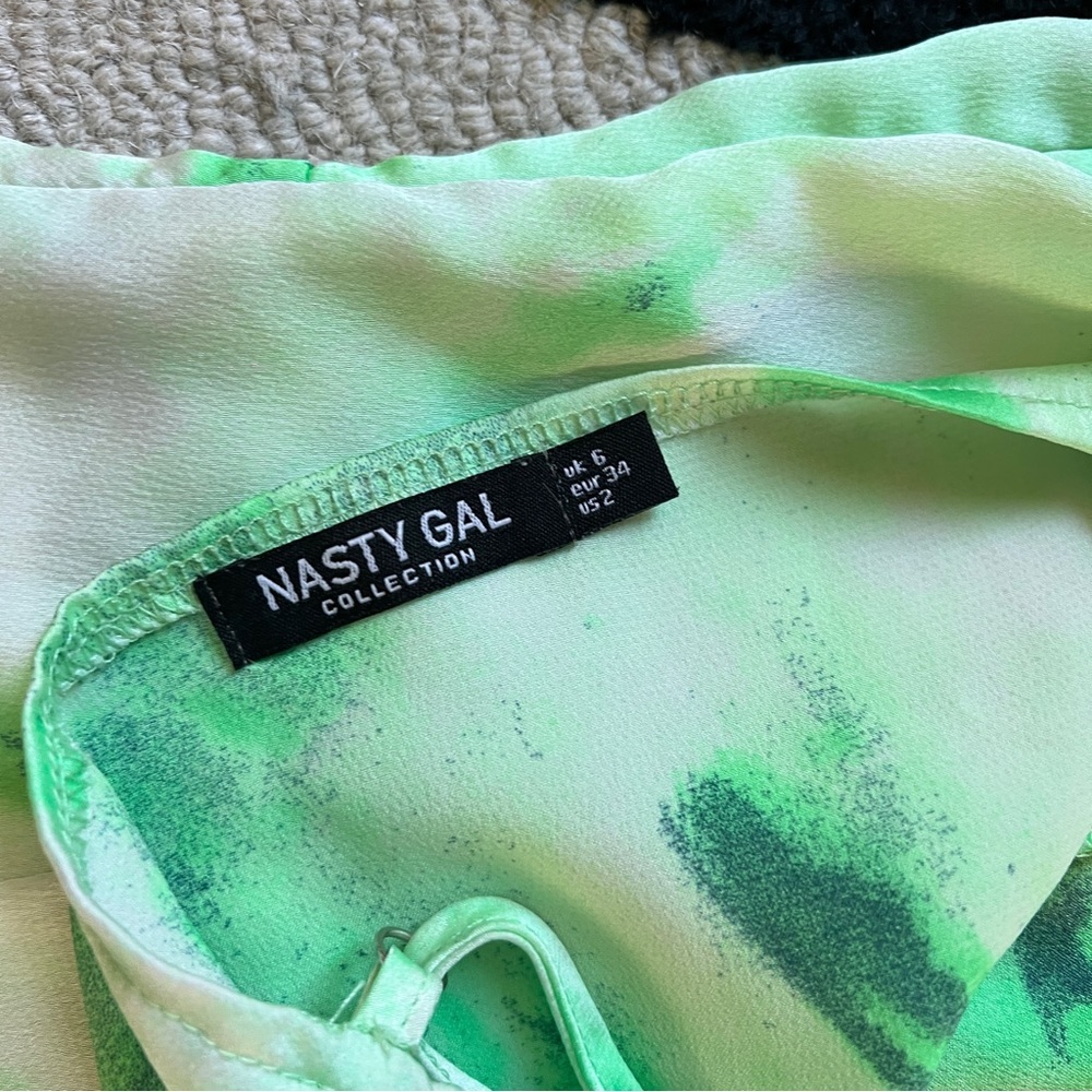 LAST CHANCE Nasty Gal Green Tie Dye Mini Dress - Picture 10 of 10